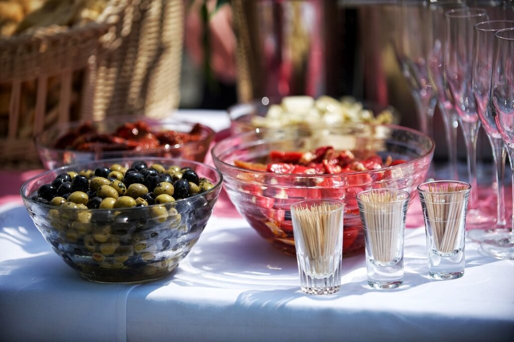 Kitchen76 at Two Sisters Vineyards